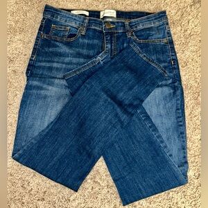 EUC--Universal Thread Blue Denim Skinny Jeans